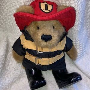 Boyd’s Buckley the Fireman bear is pre-loved, but still in excellent condition.